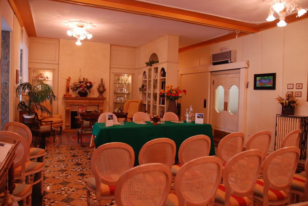 Riviera Hotel Venetië-Lido